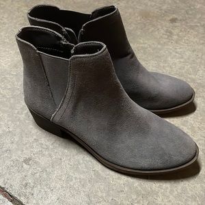 Kenzie zip up boots